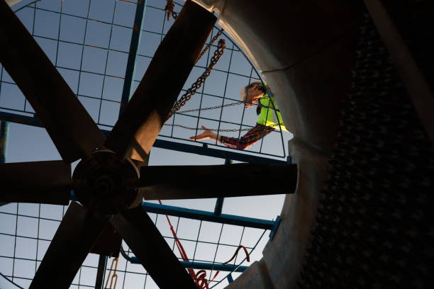 Commercial cooling tower equipment for facility maintenance